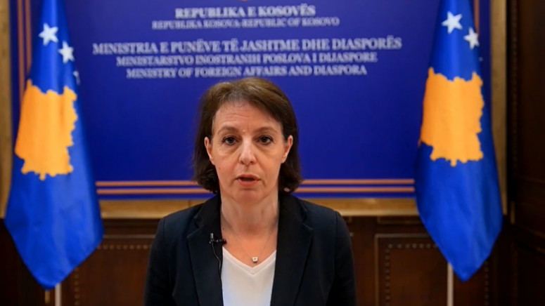 You are currently viewing Косовска министарка спољних послова Доника Гервала рекла је за швајцарске медије да су припадници ОВК чинили убиства током послератног периода