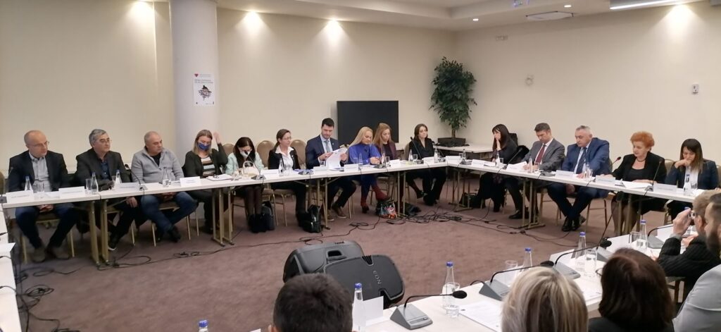 Извештај са састанка Округлог стола- ,,Права породица на истину и правду“